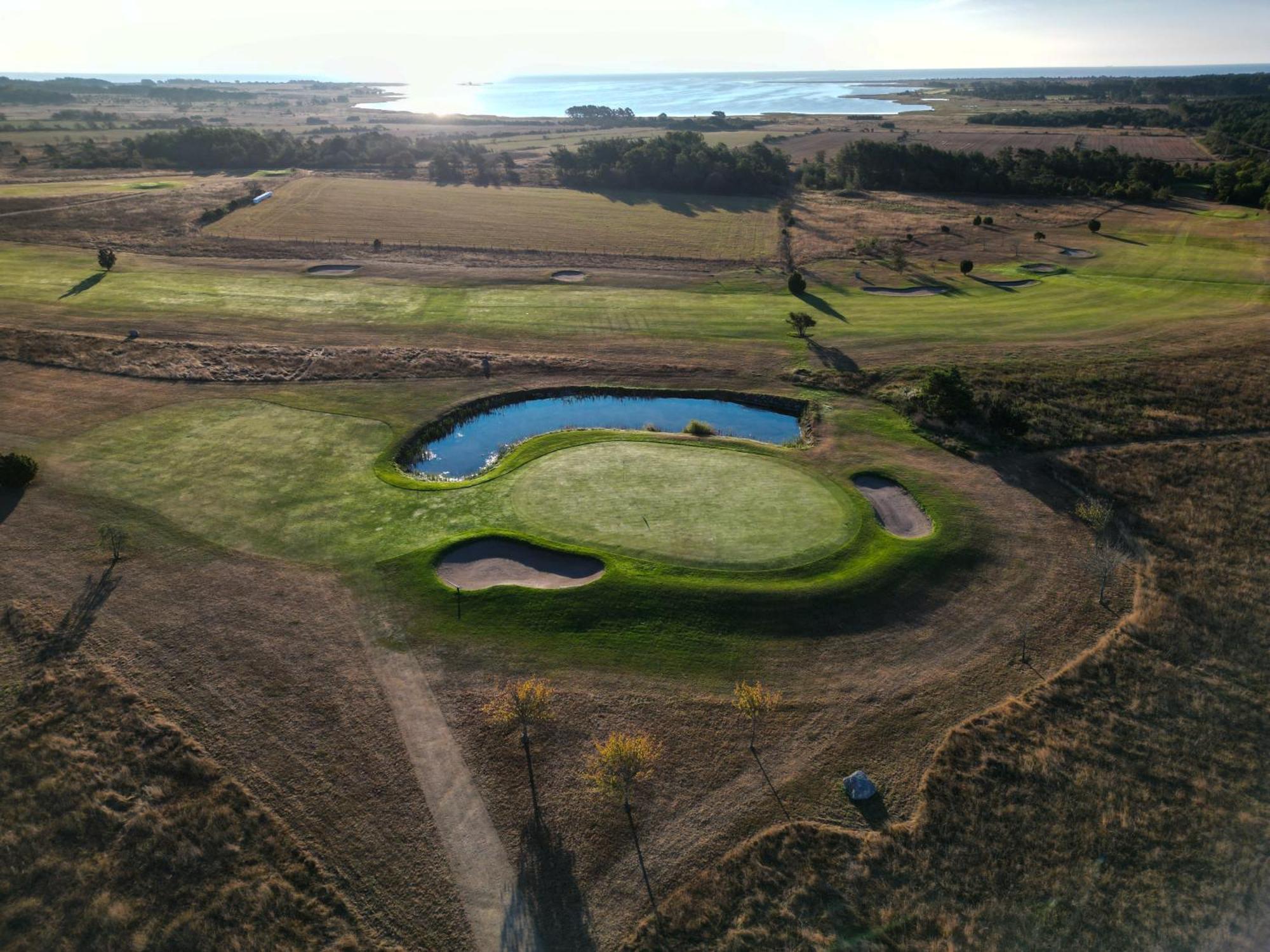 فندق Naer Golfklubb Stugbyn Ljugarn المظهر الخارجي الصورة